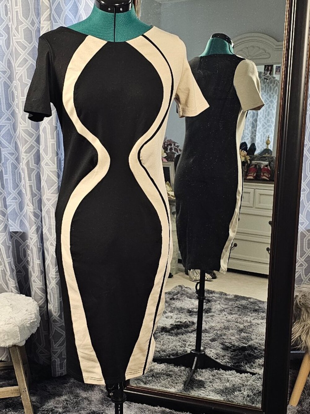 OKLICH Black & Beige Hourglass Illusion Bodycon Midi Dress – Size S